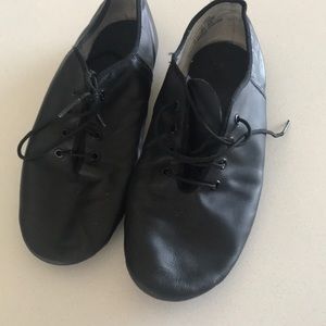 Woman’s black dance shoes size 8